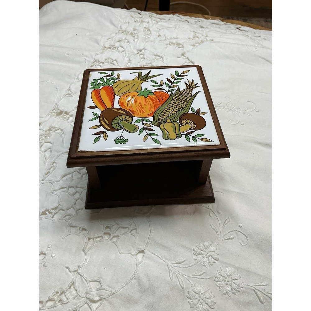 VTG Wooden Box for Coasters With 1970s‎ Vegetable Motif Tile Top Harvest Kitchen
